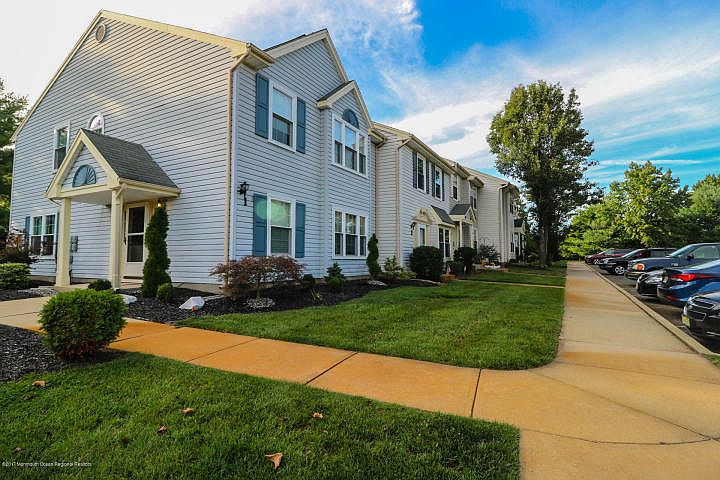 1st image of 34 Camelot Ct Unit 1