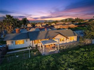 1650 N Orange St, Riverside, CA 92501