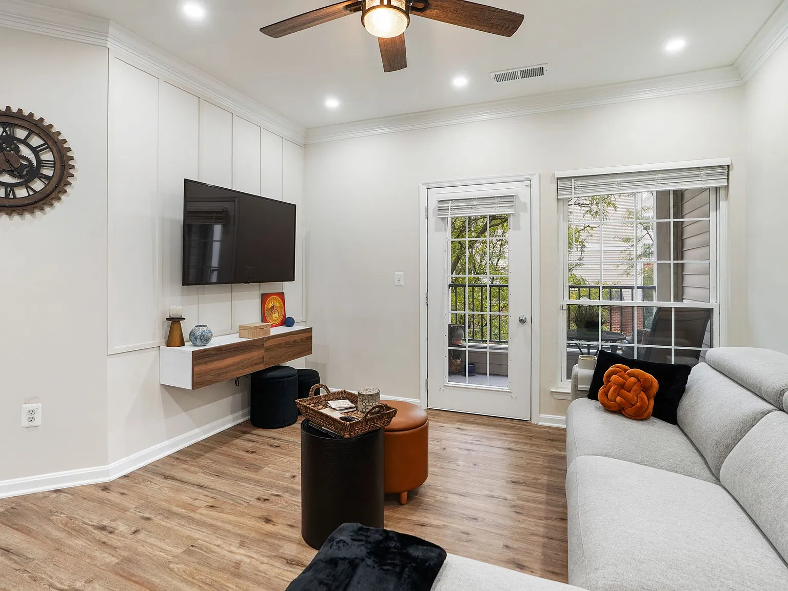 1 bed, 771 sqft, $2,100 — Photo 3