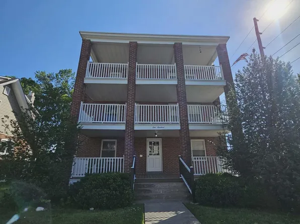 100 E 3rd St APT 3, Lansdale, PA 19446