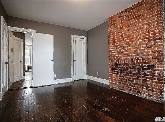 5th image of 219 Dekalb Ave