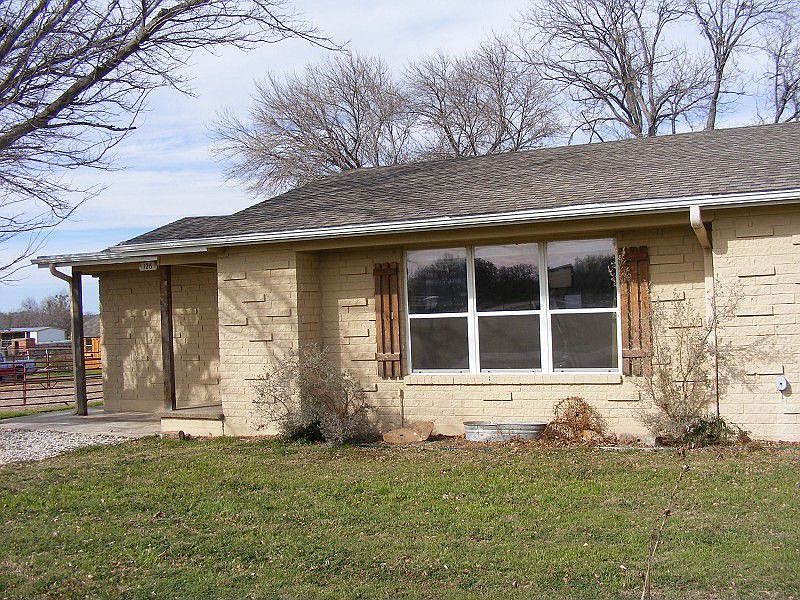 126 Sears St, Lipan, TX 76462 Zillow