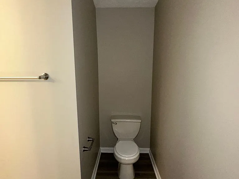 3929 Pinoak View Ct — Photo 19