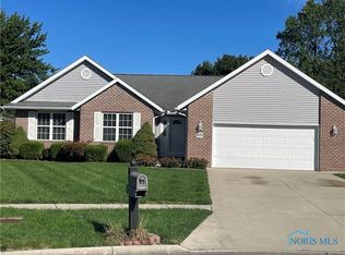 489 Flintlock Ct, Findlay, OH 45840