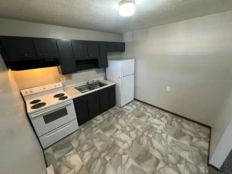 3501 Elm St — Photo 5