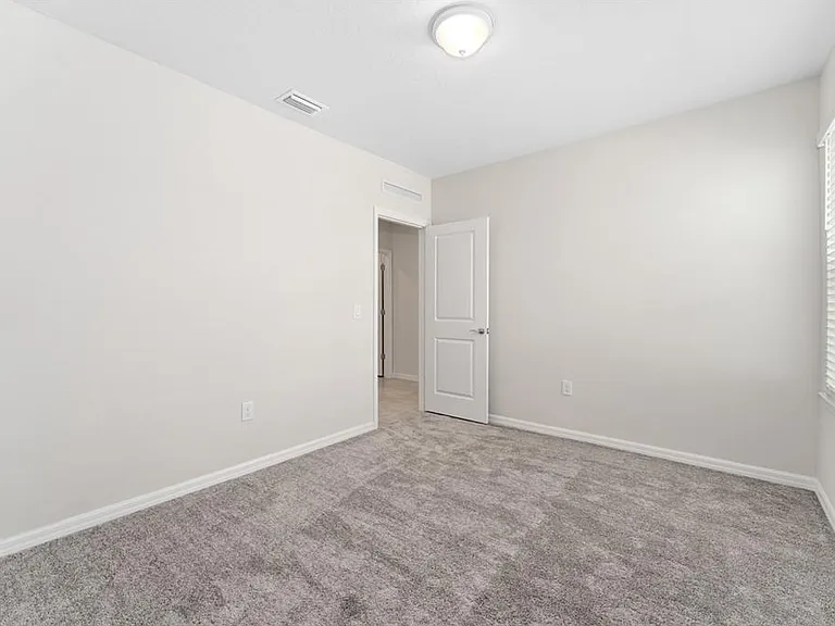 3633 Cambridge Brook Dr — Photo 16
