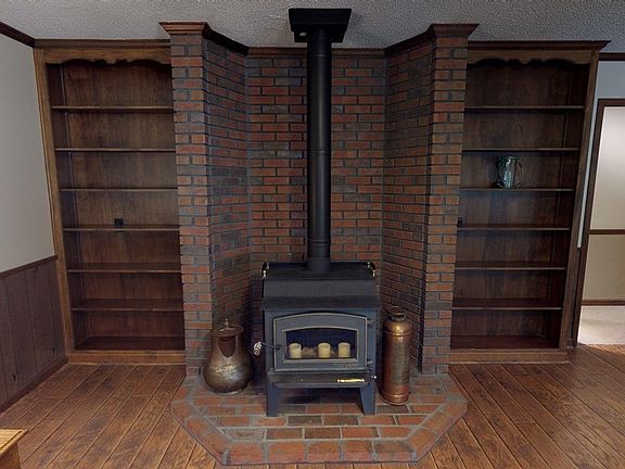 4th image of 113 Pleasant Valley Dr