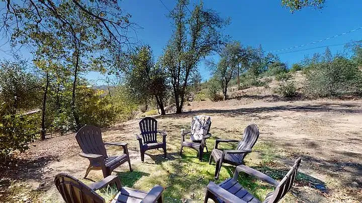 3 bed, 1323 sqft, $2,500 — Photo 4
