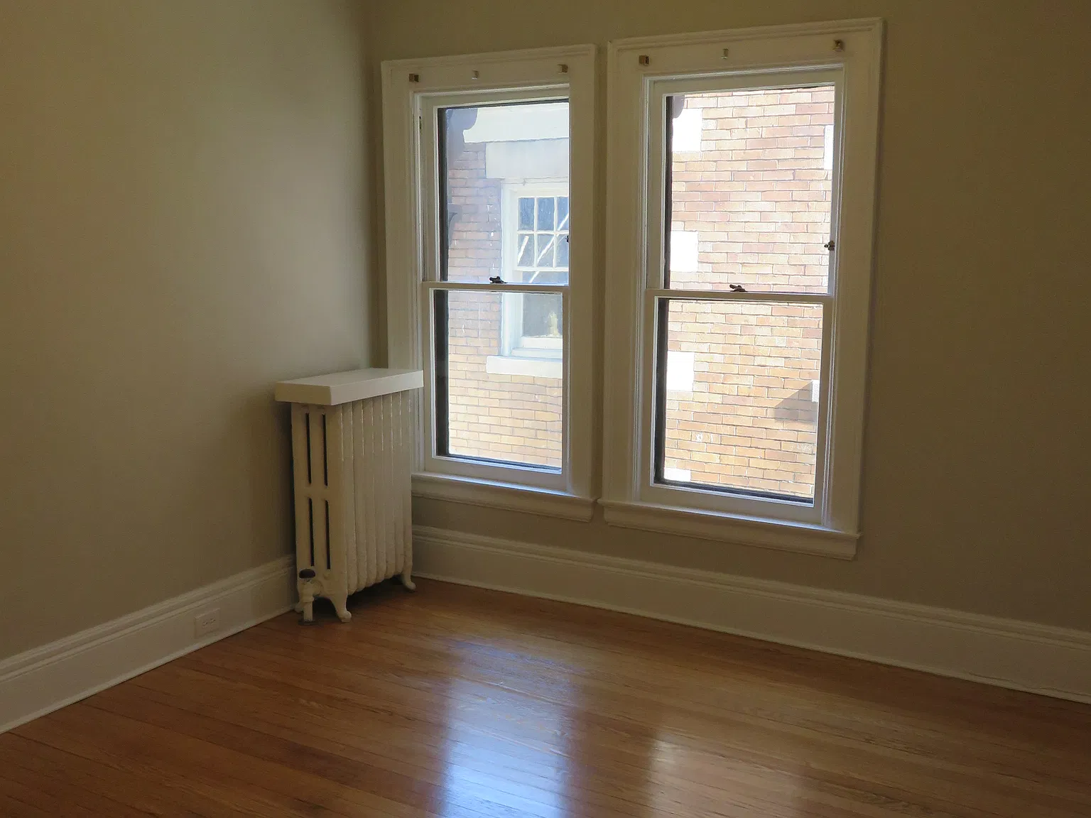 3 bed, 1881 sqft, $1,875 — Photo 3