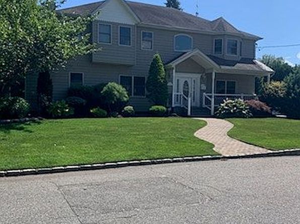 134 Nassau St