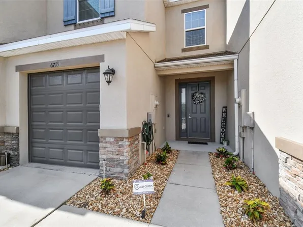 6715 Citrus Creek Ln, Tampa, FL 33625