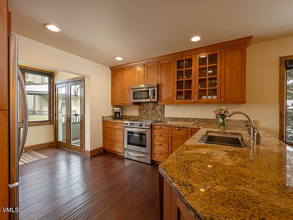 3rd image of 1476 Westhaven Dr APT 22