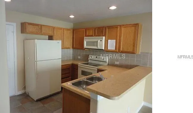 561 Cresting Oak Cir #86 - 1 — Photo 3