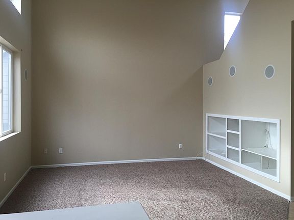 Living Area Main Floor