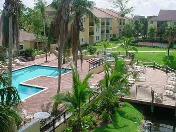 9250 W Atlantic Blvd APT 925, Pompano Beach, FL 33071