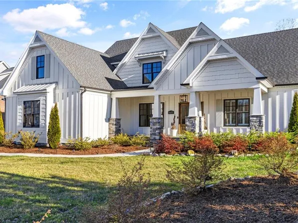 5653 Cedarmere Dr, Winston Salem, NC 27106