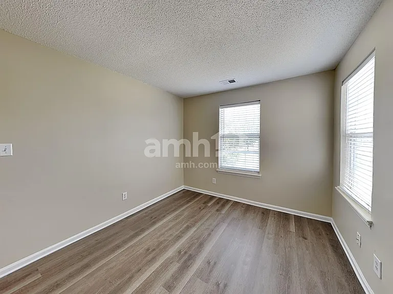 12309 Walkers Glen Ct — Photo 11