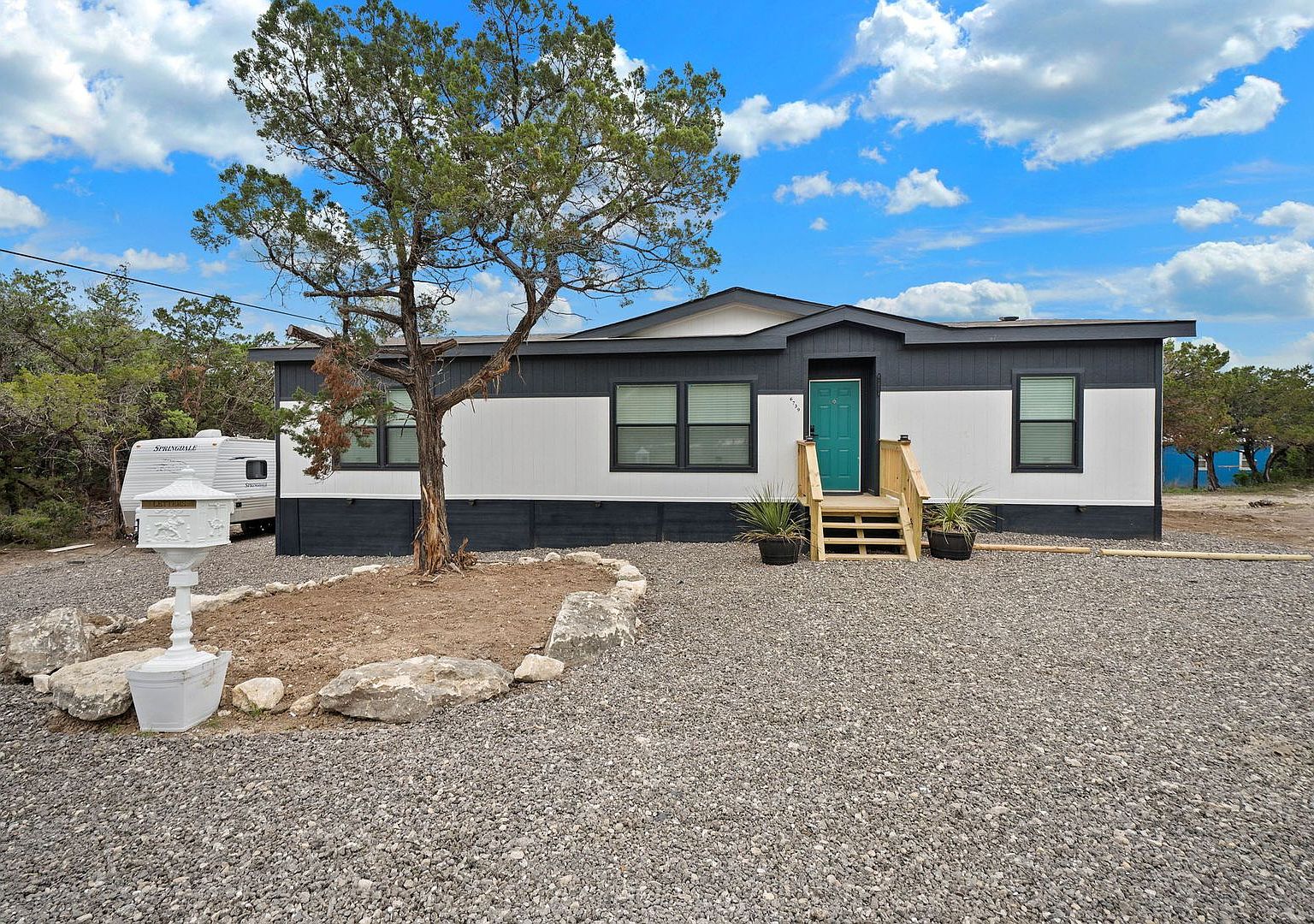 6739 Whartons Dock Rd, Bandera, TX 78003 Zillow