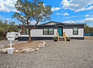 6739 Whartons Dock Rd, Bandera, TX 78003