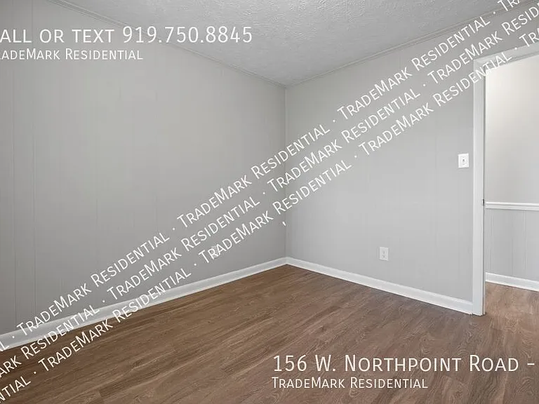 156 W Northpoint Rd #B — Photo 24