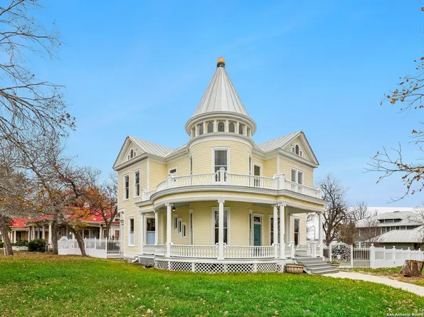 805 Nolan St, San Antonio, TX 78202