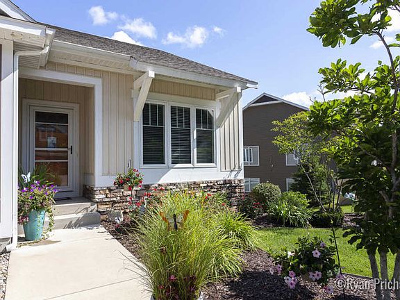 2nd image of 4219 Cottage Trl