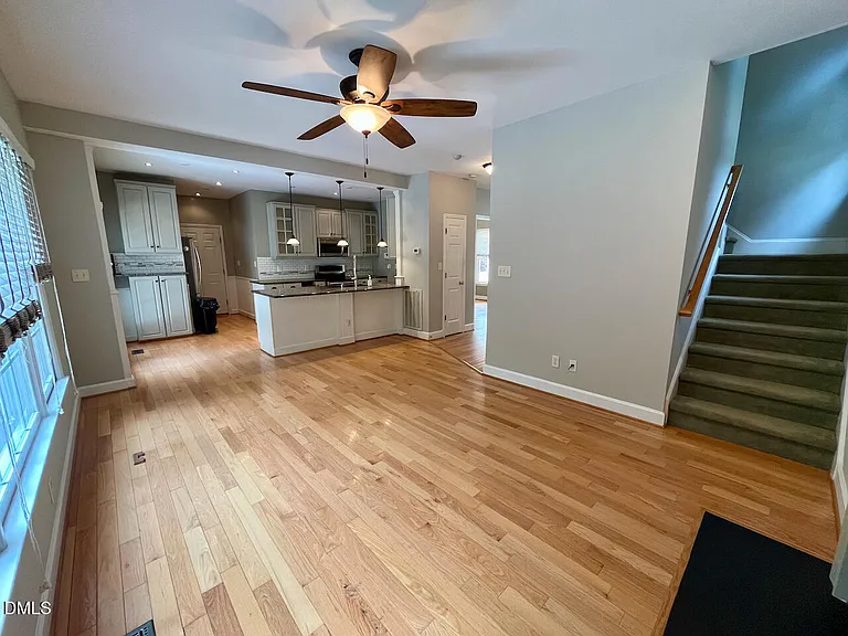 18 Garden Hills Ct — Photo 11