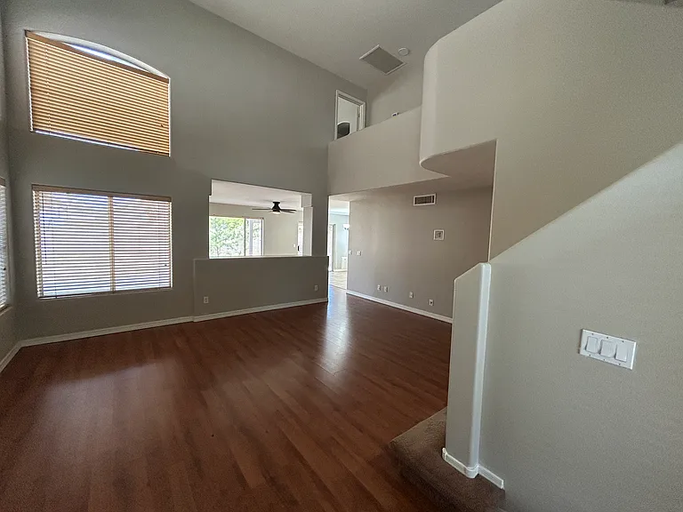 4132 E Anderson Dr — Photo 4