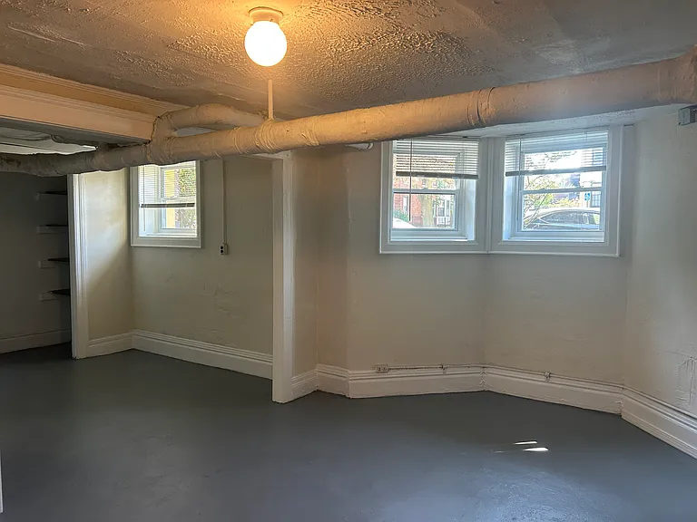 4762 2nd Ave #B1 — Photo 9