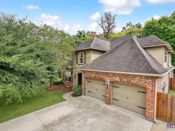 12282 Highland Park Dr, Geismar, LA 70734