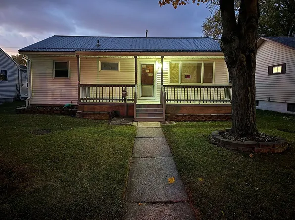 710 Euclid St, Willard, OH 44890