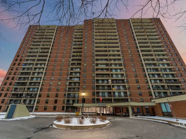 665 Bathgate Dr #807, Ottawa, ON K1K 3Y4