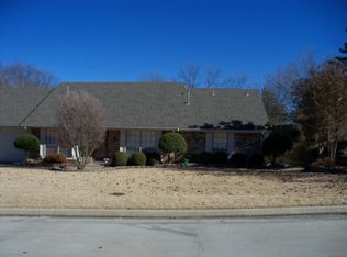 1428 Lakehurst Dr, Ada, OK 74820