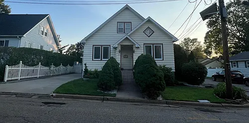 14 Nelson Ave Photo 1 14 Nelson Ave Photo 1