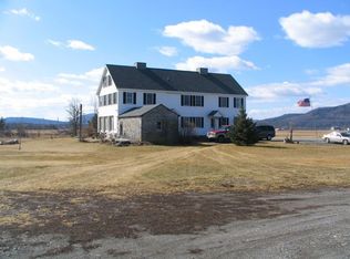 424 Bridge Rd, Crown Point, NY 12928