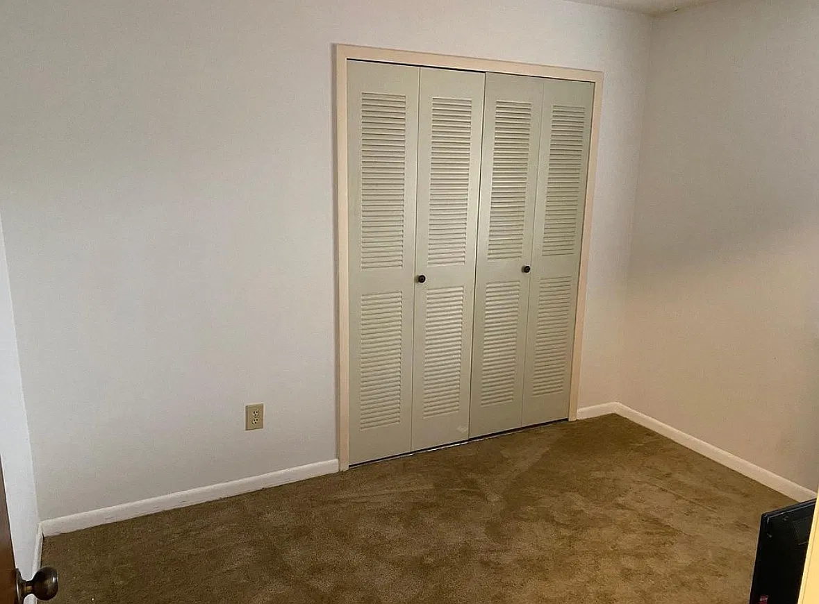 500 Bristol Dr — Photo 3