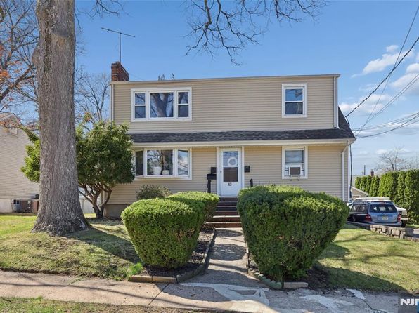 40 Ames Ave