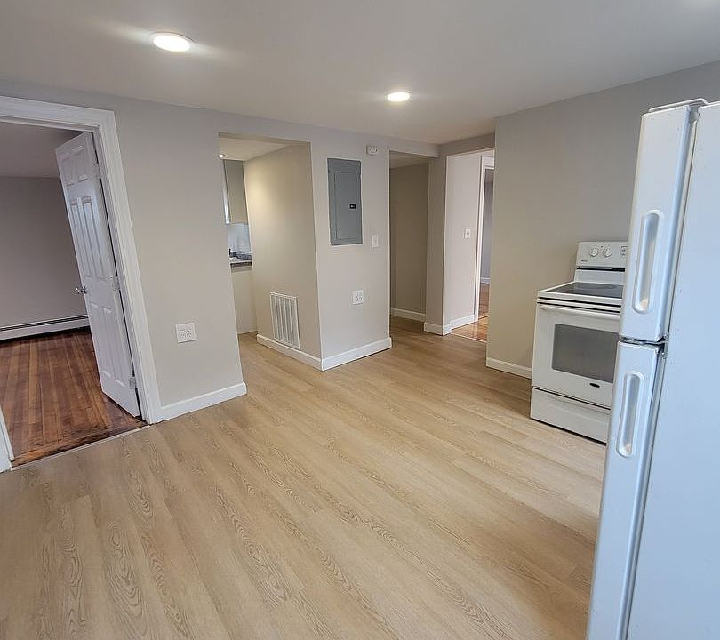 1st image of 15 Broadway #2