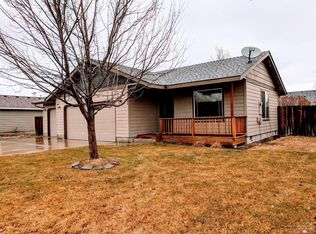 1953 NW Poplar Pl, Redmond, OR