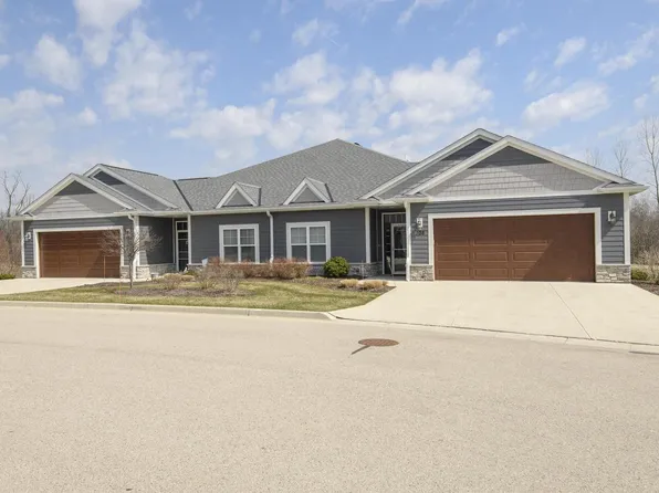 106 Phantom Lake COURT, Mukwonago, WI 53149