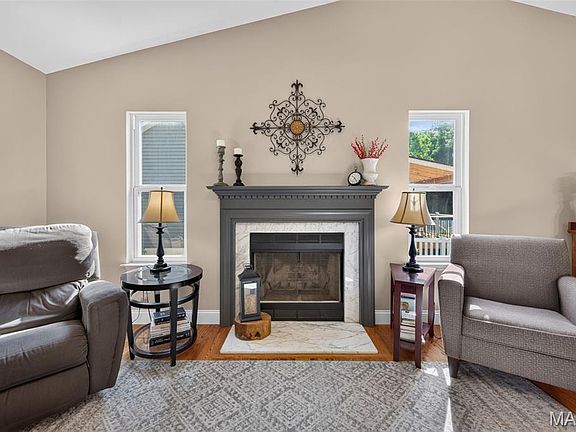 4th image of 2448 Cobblestone Ct