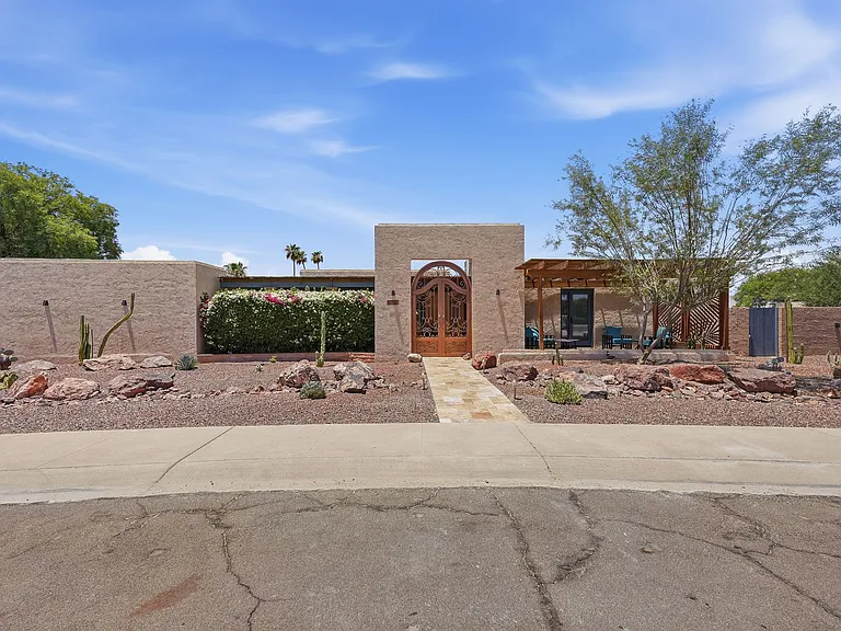 2610 S Fairfield Dr — Photo 27