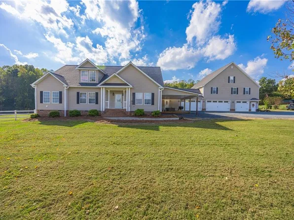 4561 Shelton Country Rd, Liberty, NC 27298