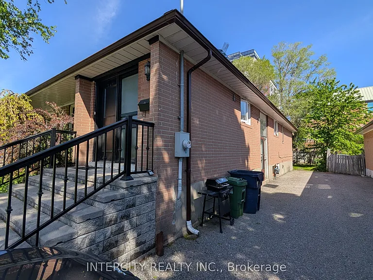 56 Caracas Rd #2 — Photo 9