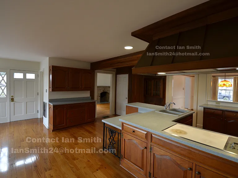 155 E Park St — Photo 8