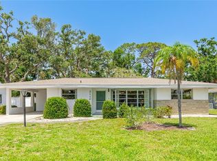 2110 Craft Ln, Sarasota, FL 34239