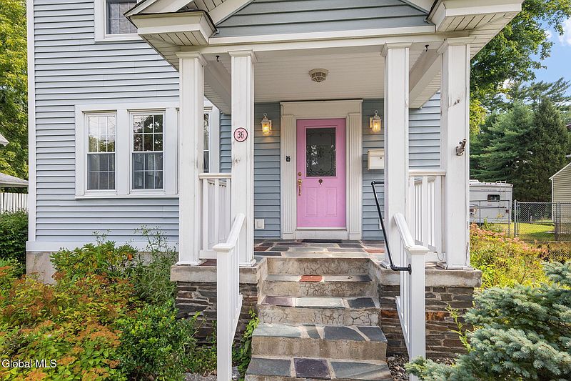 3rd image of 36 Elsmere Avenue