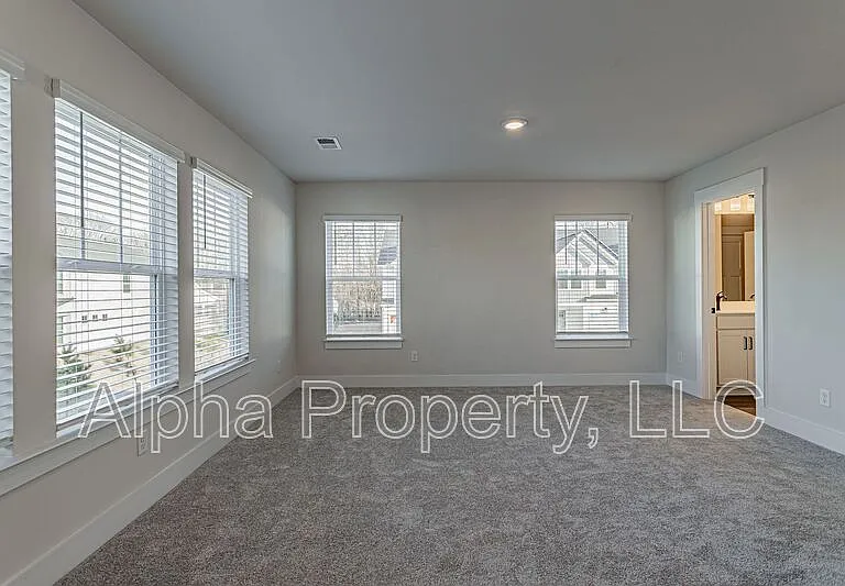 451 Hazelcote Rd — Photo 22