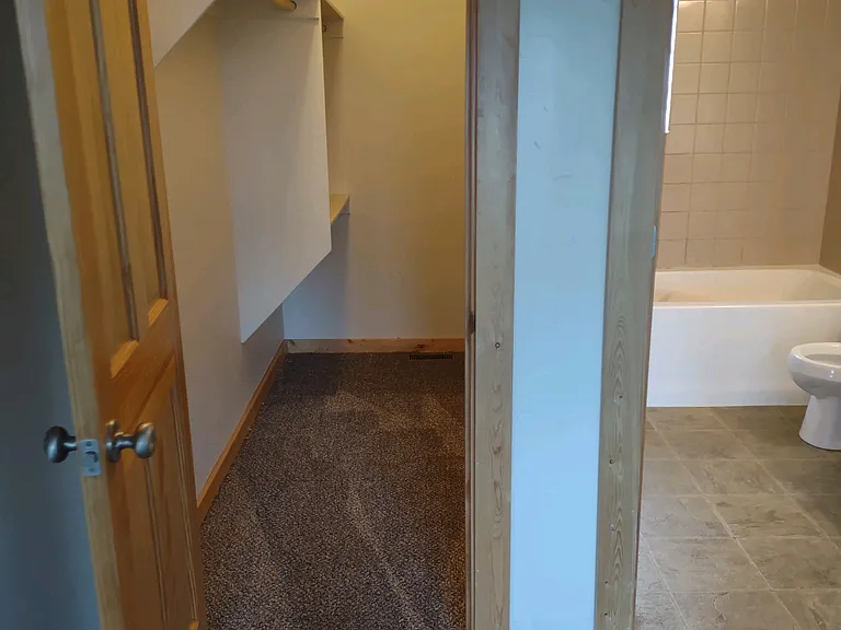 125 Mulligan Ln — Photo 31