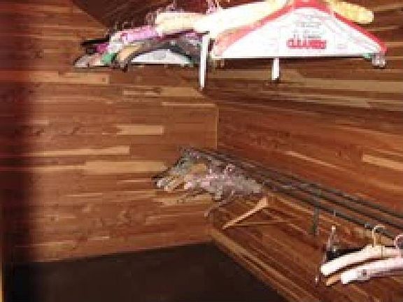 CEDAR CLOSETS